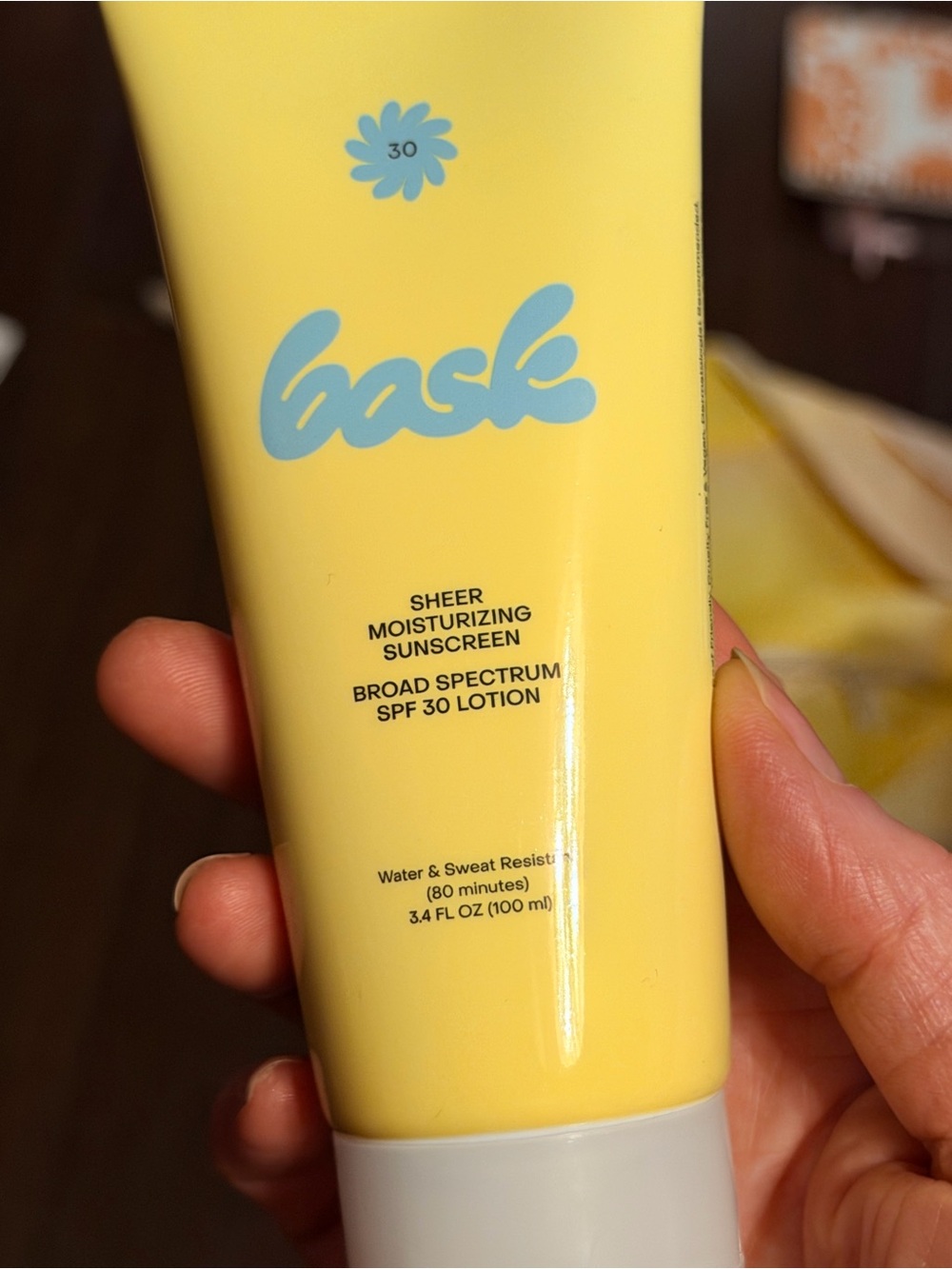 NWT Bask Sheer Moisturizing Sunscreen SPF 30 Size 3.4 Oz